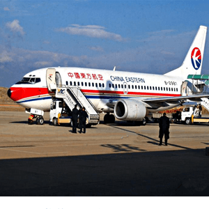 义乌机场货运航空快运业稳步发展的原因是什么？